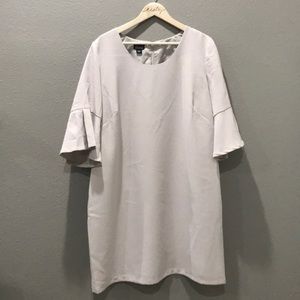 🎉 Simply Emma Bell Sleeve Shift Dress